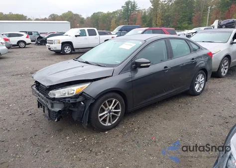 2016 Ford Focus Se z USA, uszkodzony, nr VIN 1FADP3F23GL354178